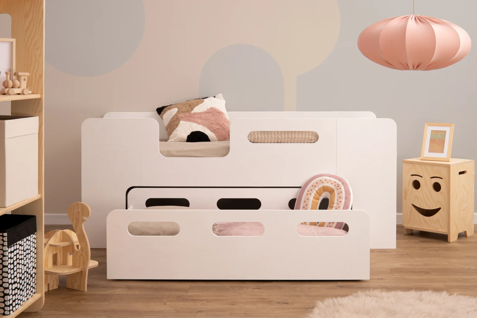 Lit enfant en bois avec tiroir et sommier PIPI Montessori