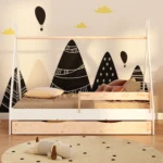 Lit enfant en bois style tipi en contreplaqué de pin couleur blanche avec barrière latérale et tiroir coulissant