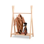 Porte-manteau pour enfants en bois en forme de tipi avec étagère inférieure