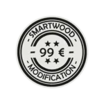 Étiquette noire et blanche avec les inscriptions Smartwood modification et 99€
