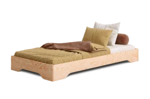 Lit enfant en bois sans barrières fabriqué en contreplaqué de pin couleur bois naturel