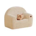 Fauteuil enfant en mousse recouvert d'un tissu agréable de couleur écru