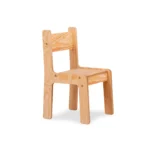 Chaise enfant en bois réalisée en contreplaqué de pin couleur bois naturel