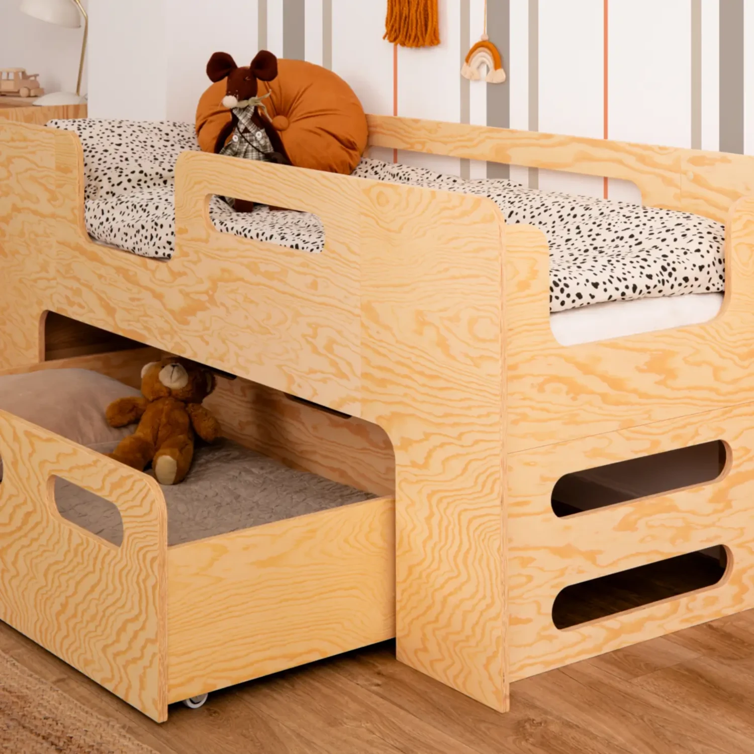 Lit enfant en bois avec tiroir et sommier PIPI Montessori